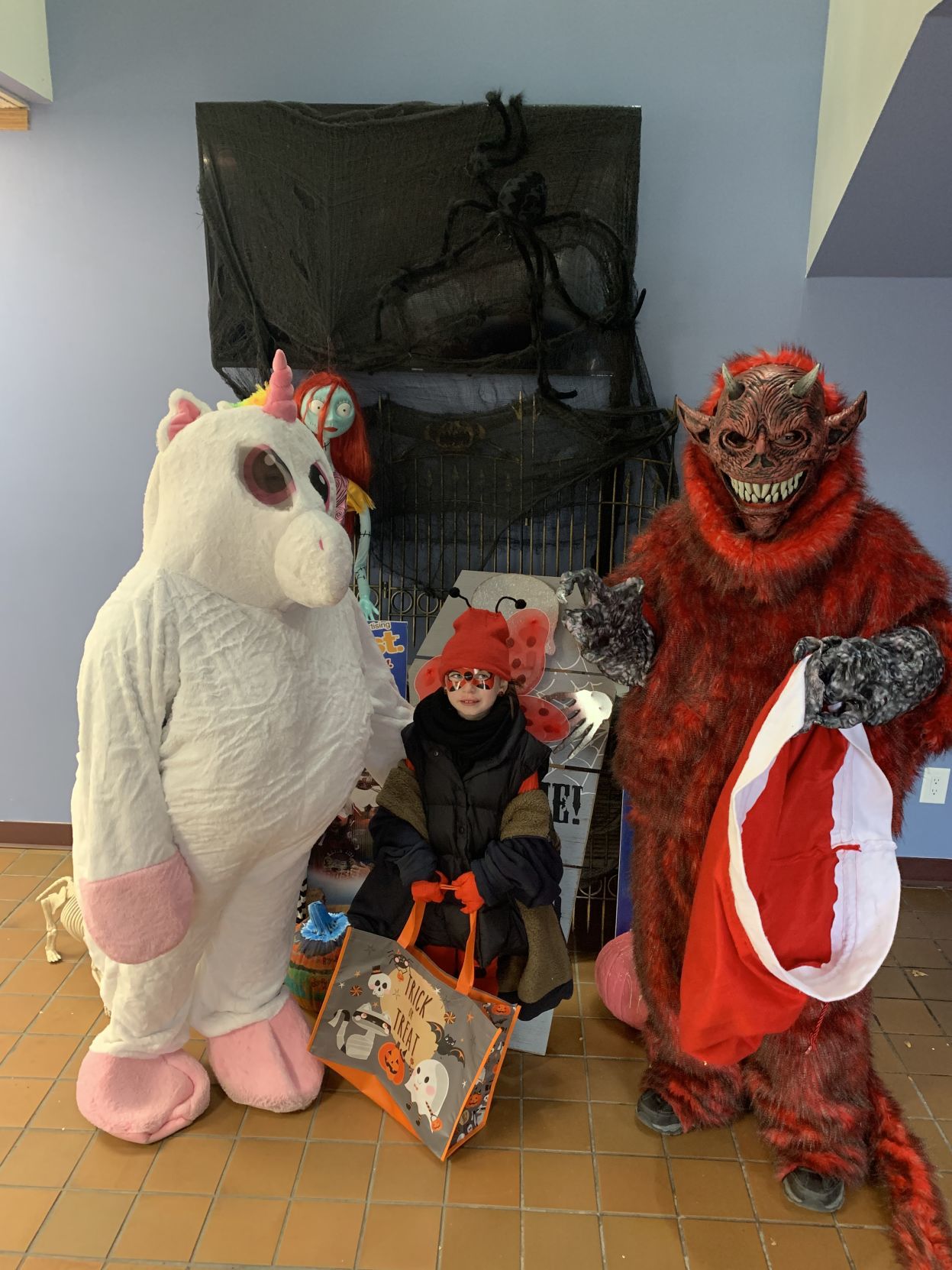 Halloween Pictures to run in Thursday's paper 157.JPG